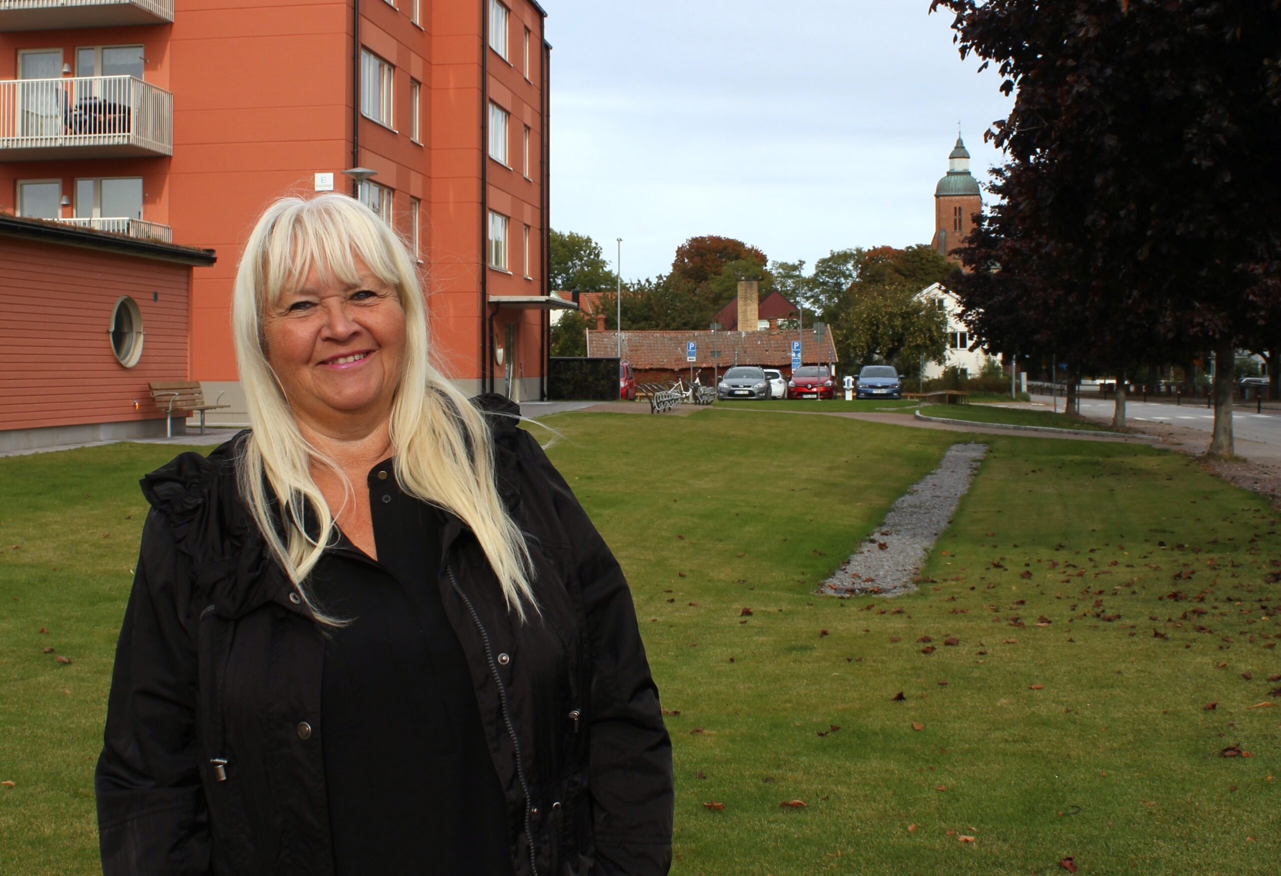 Joyce framför Mjölbygatan 12'